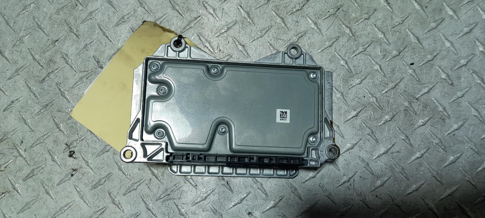 View Auto part Airbag Module/Sensor Volvo S60/v60 2011