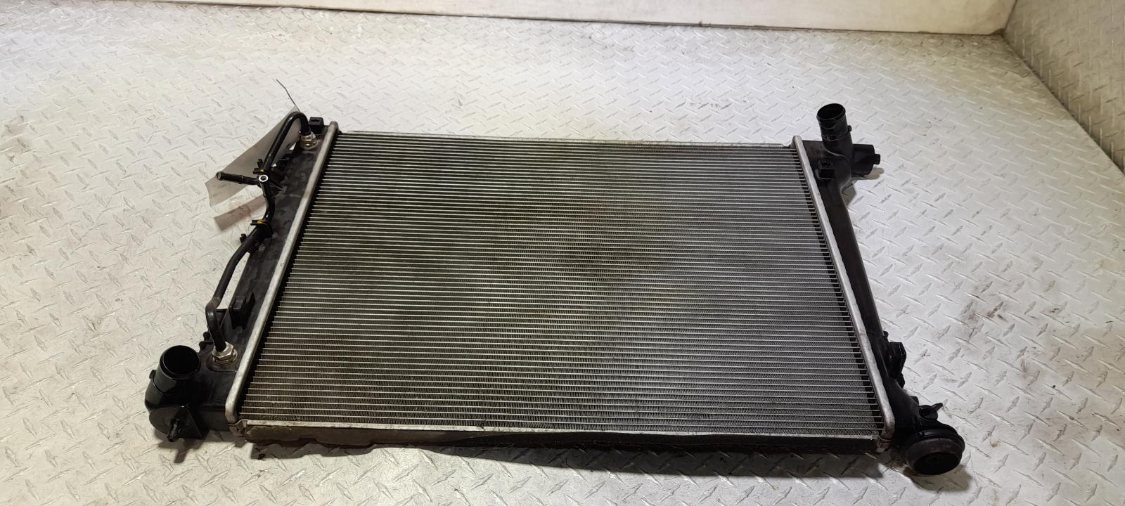 View Auto part Radiator Hyundai Tucson 2017