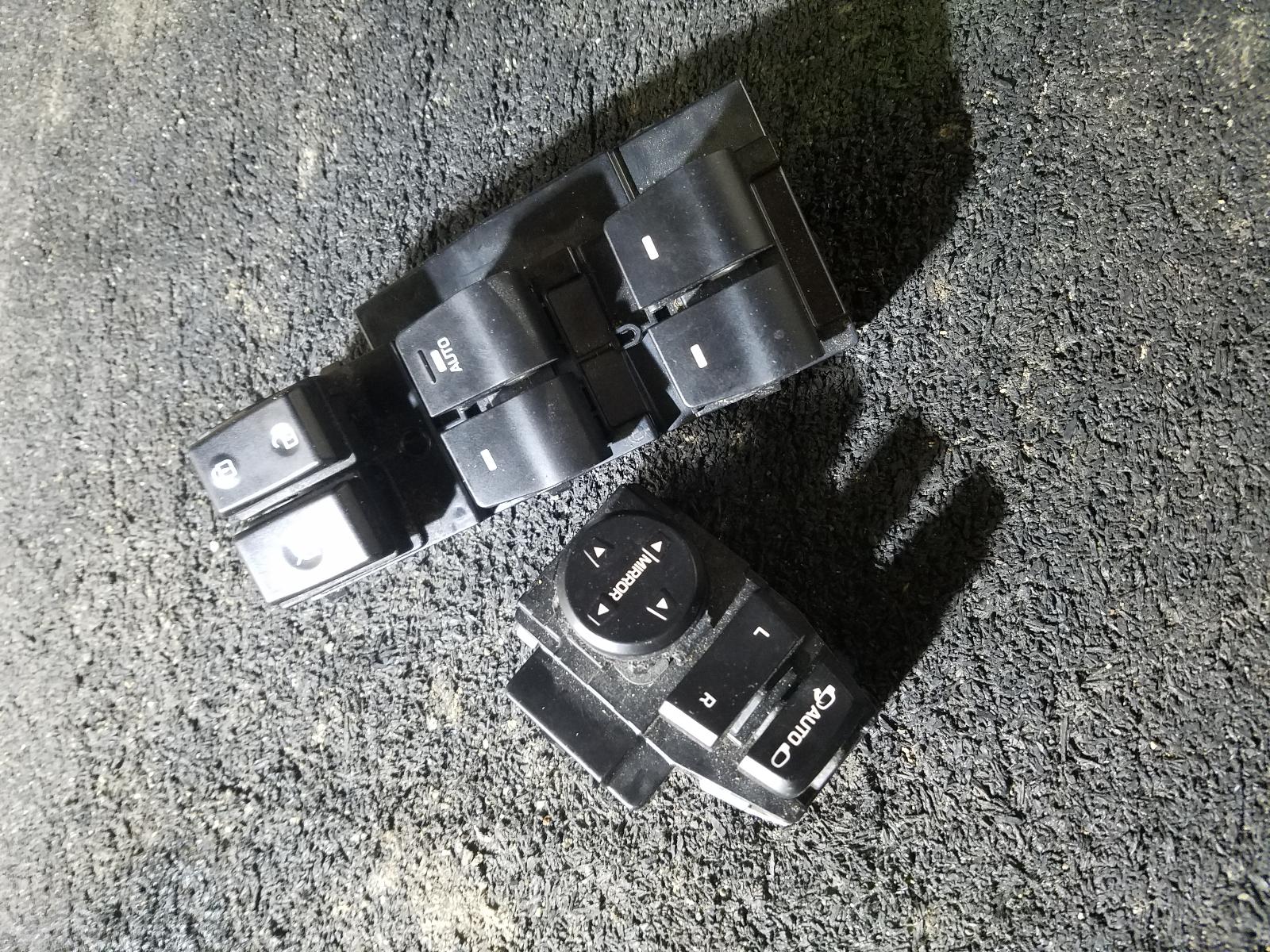 View Auto part Pwr Dr Wind Switch Hyundai Elantra 2016