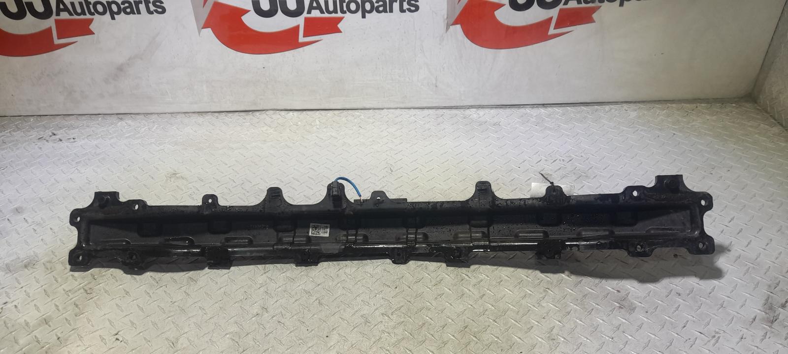 View Auto part R/Bar Bracket/Reinfo Hyundai Elantra 2016