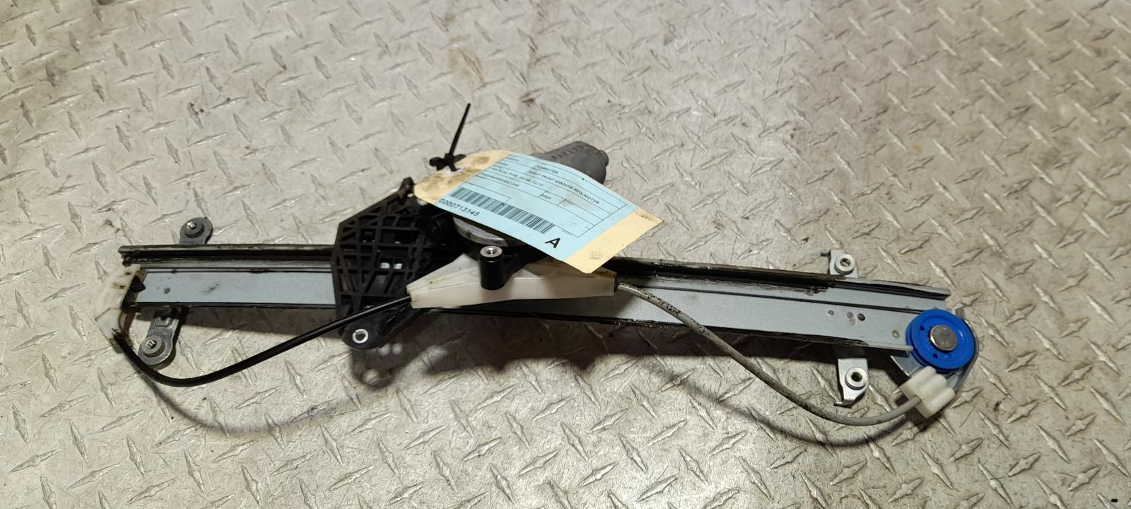 View Auto part Right Front Window Reg/Motor Subaru Forester 2009