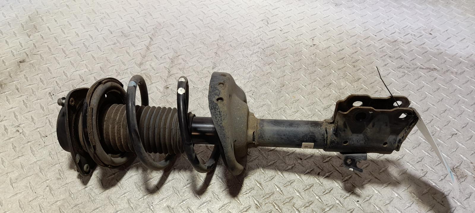 View Auto part Right Front Strut Subaru Forester 2009