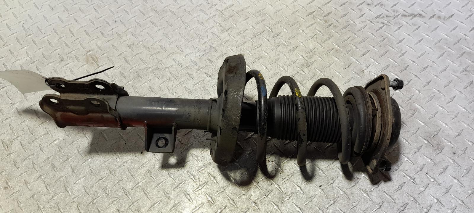 View Auto part Right Front Strut Hyundai Veloster 2017