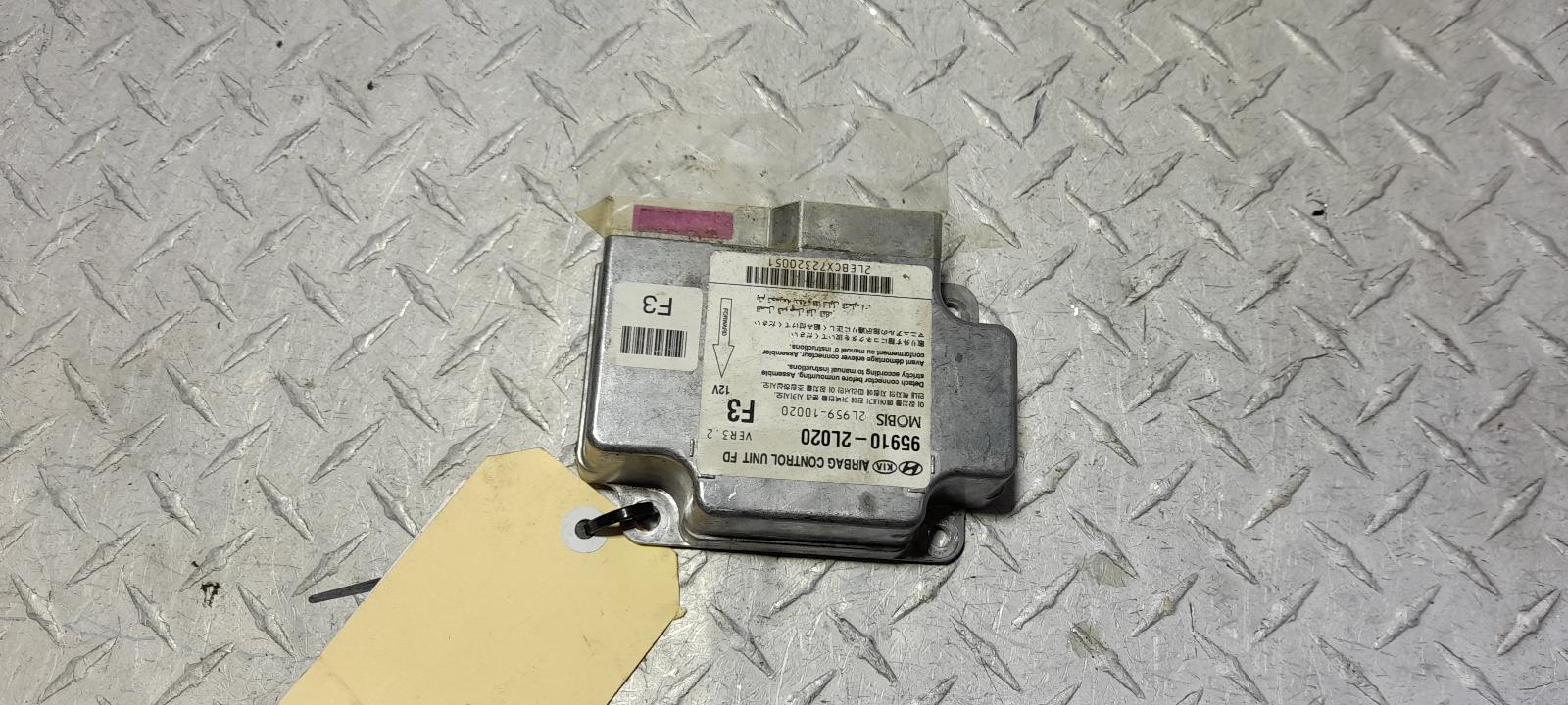 View Auto part Airbag Module/Sensor Hyundai I30 2009