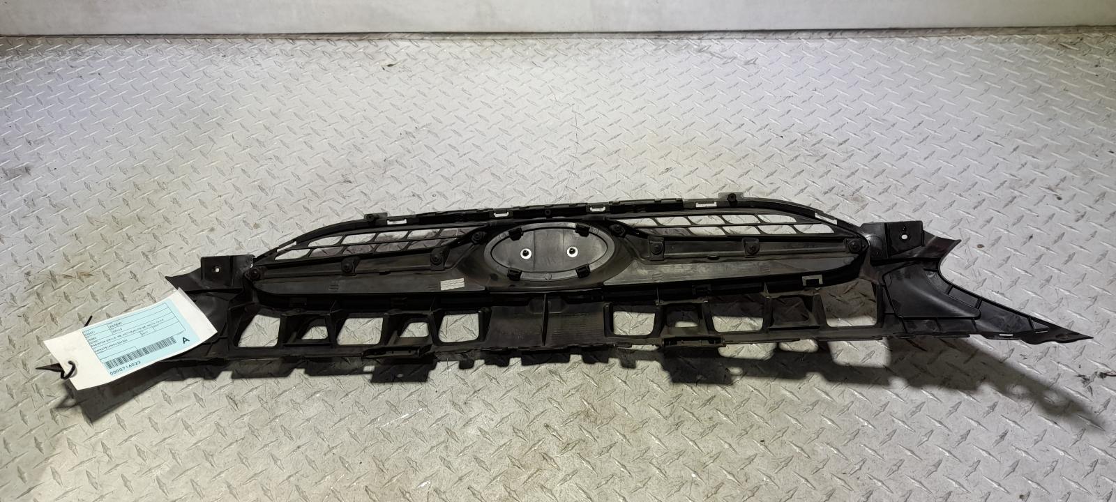 View Auto part Grille Hyundai Accent 2017
