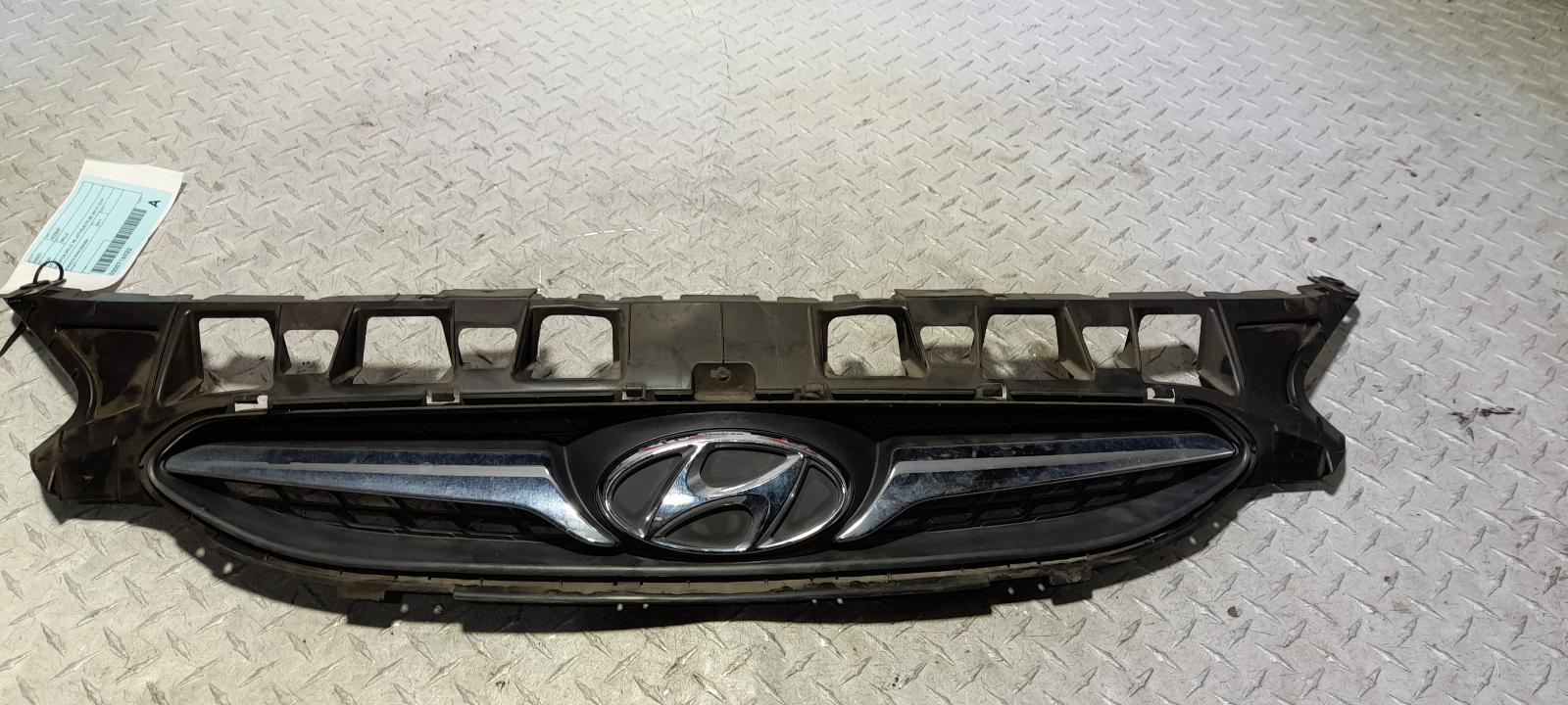 View Auto part Grille Hyundai Accent 2017