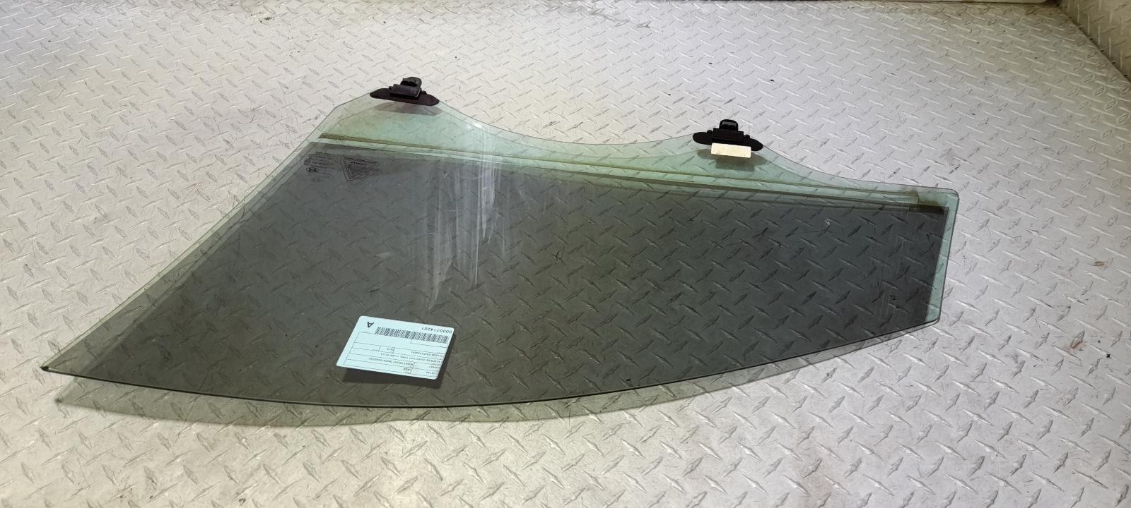 View Auto part Right Front Door Window Hyundai Ix35 2015