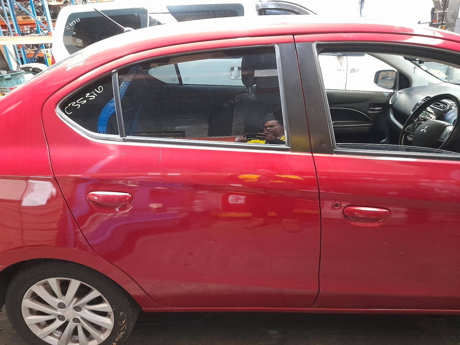View Auto part Right Rear Door Sliding Mitsubishi Mirage 2014
