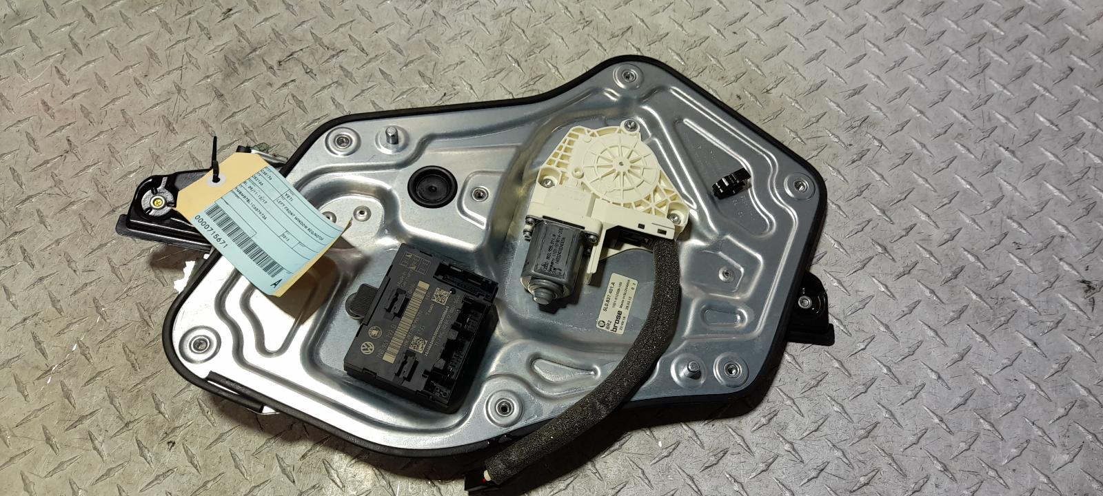 View Auto part Left Front Window Reg/Motor Skoda Yeti 2012