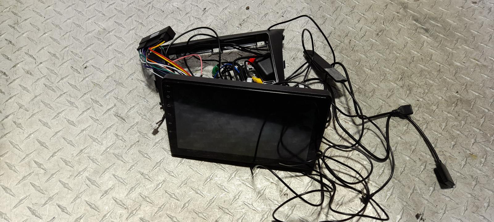 View Auto part Radio/Cd/Dvd/Sat/Tv Hyundai I30 2014
