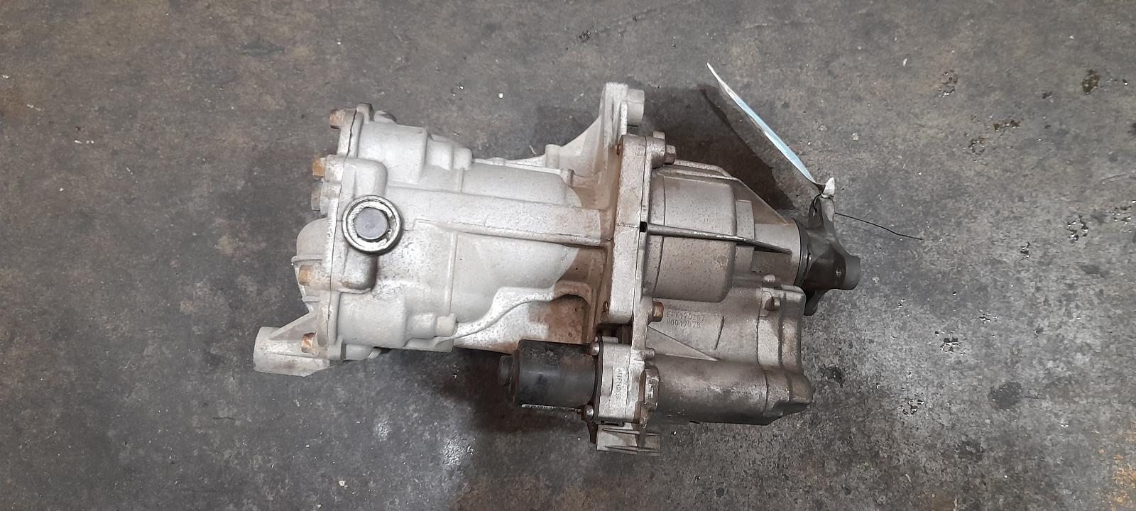 View Auto part Differential Centre Hyundai Ix35 2014