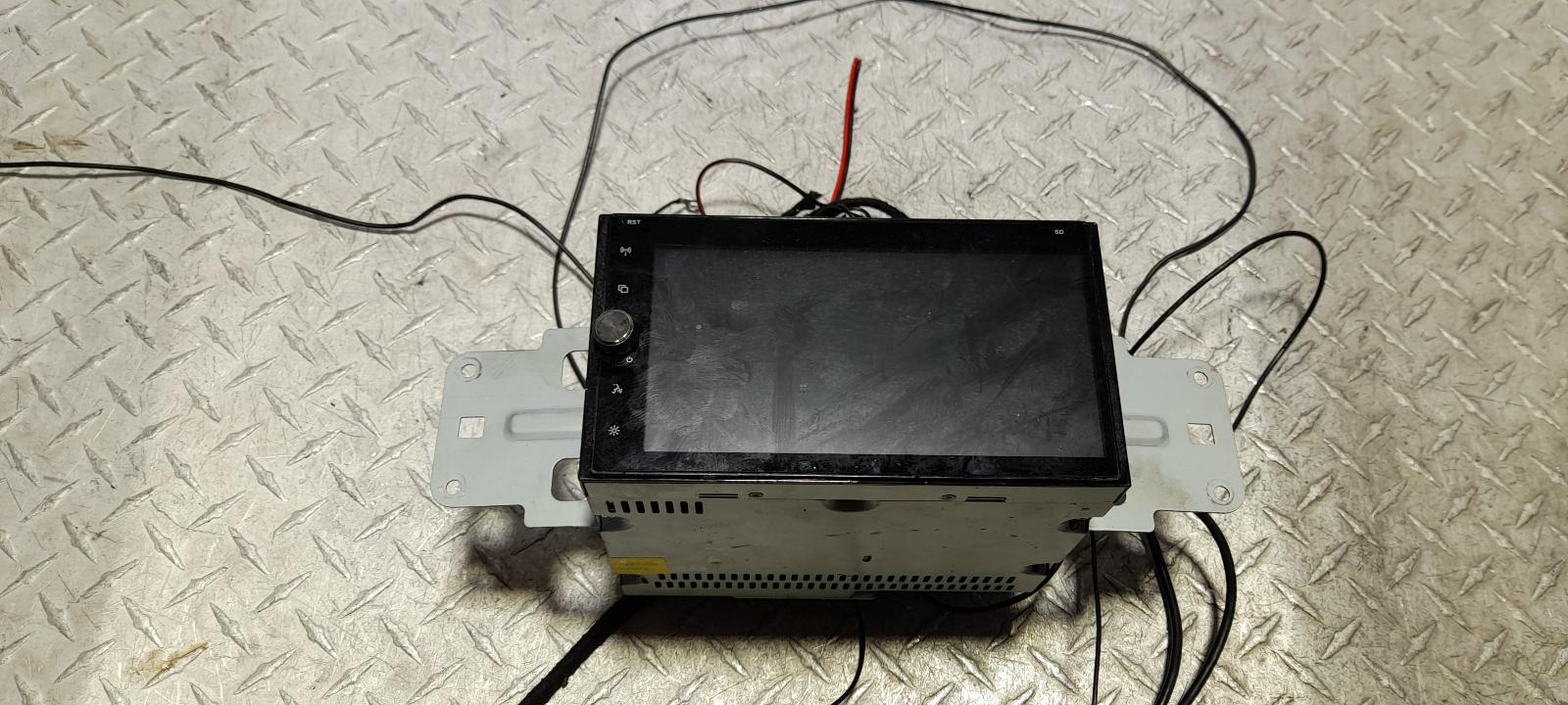 View Auto part Radio/Cd/Dvd/Sat/Tv Nissan Navara 2016