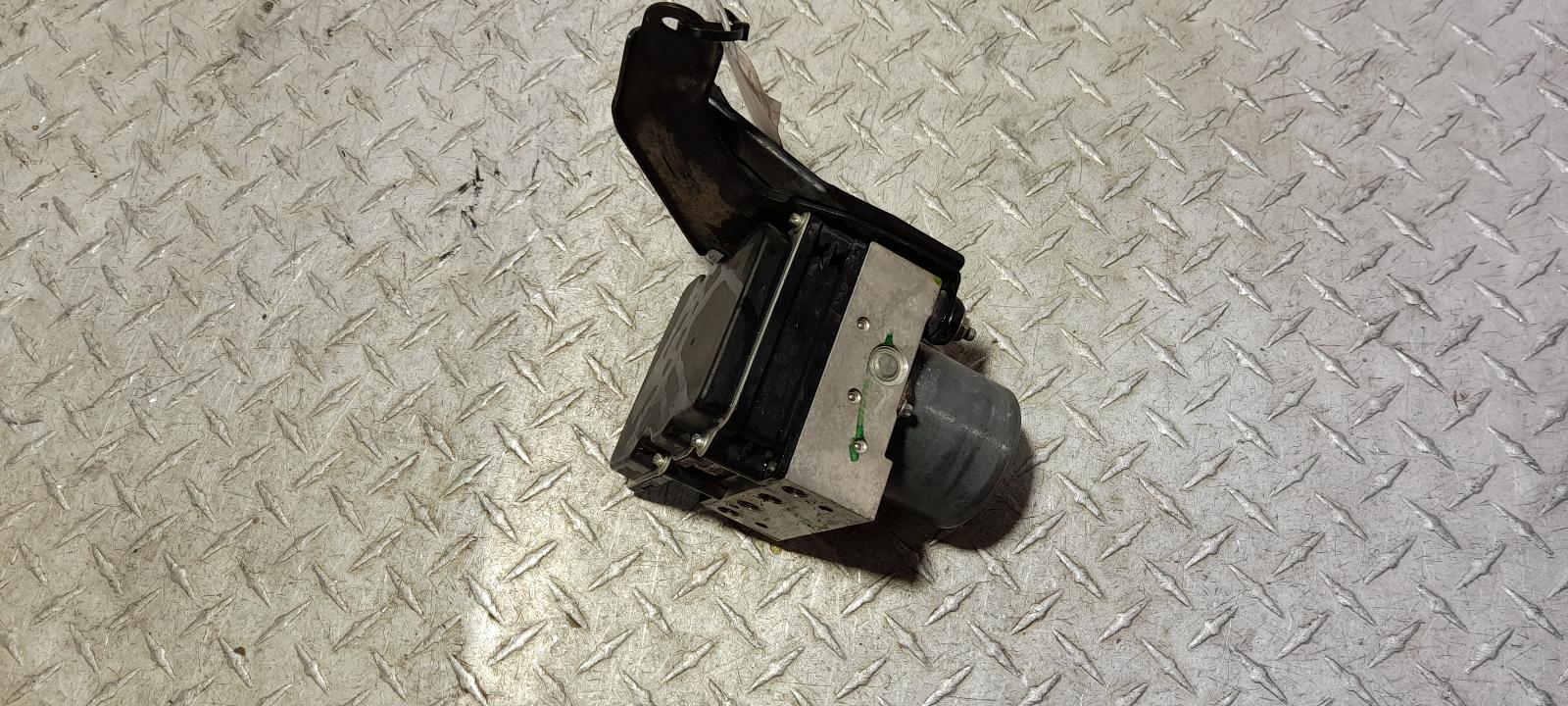 View Auto part Abs Pump/Modulator Nissan Dualis 2013