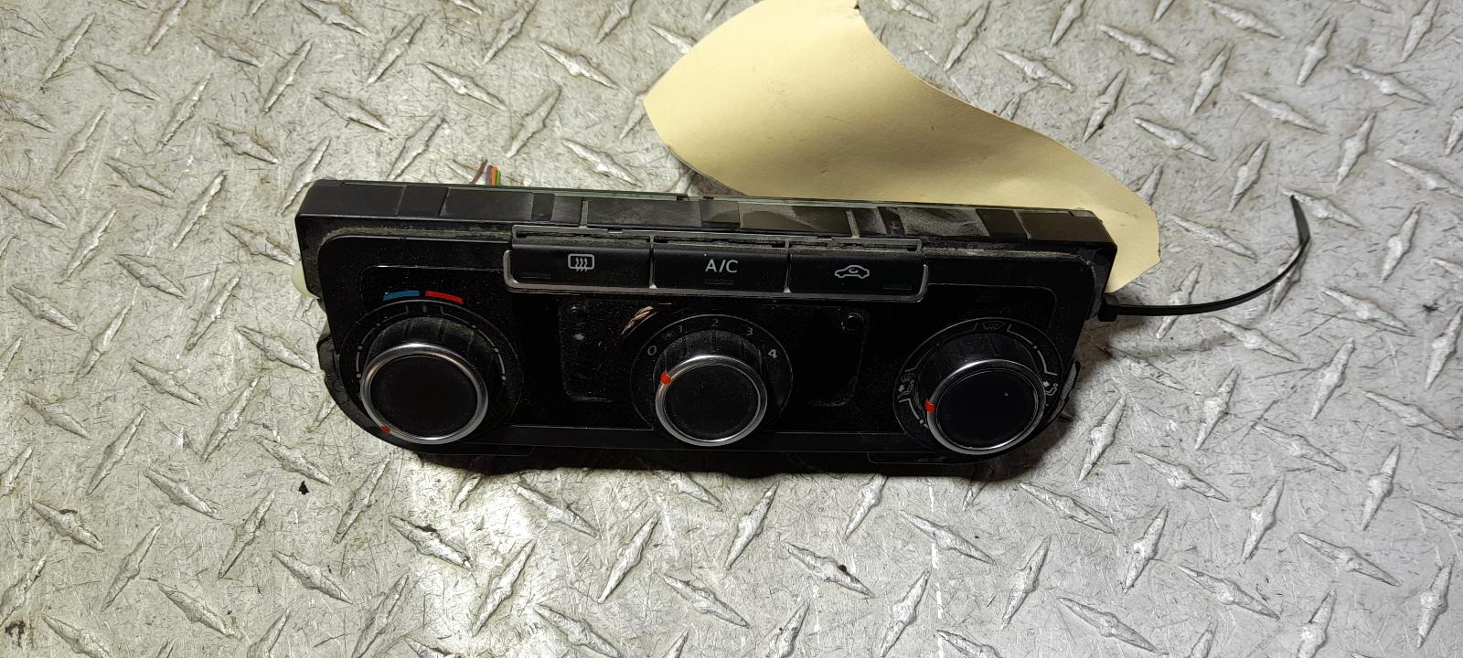 View Auto part Heater/Ac Controls Volkswagen Caddy 2014