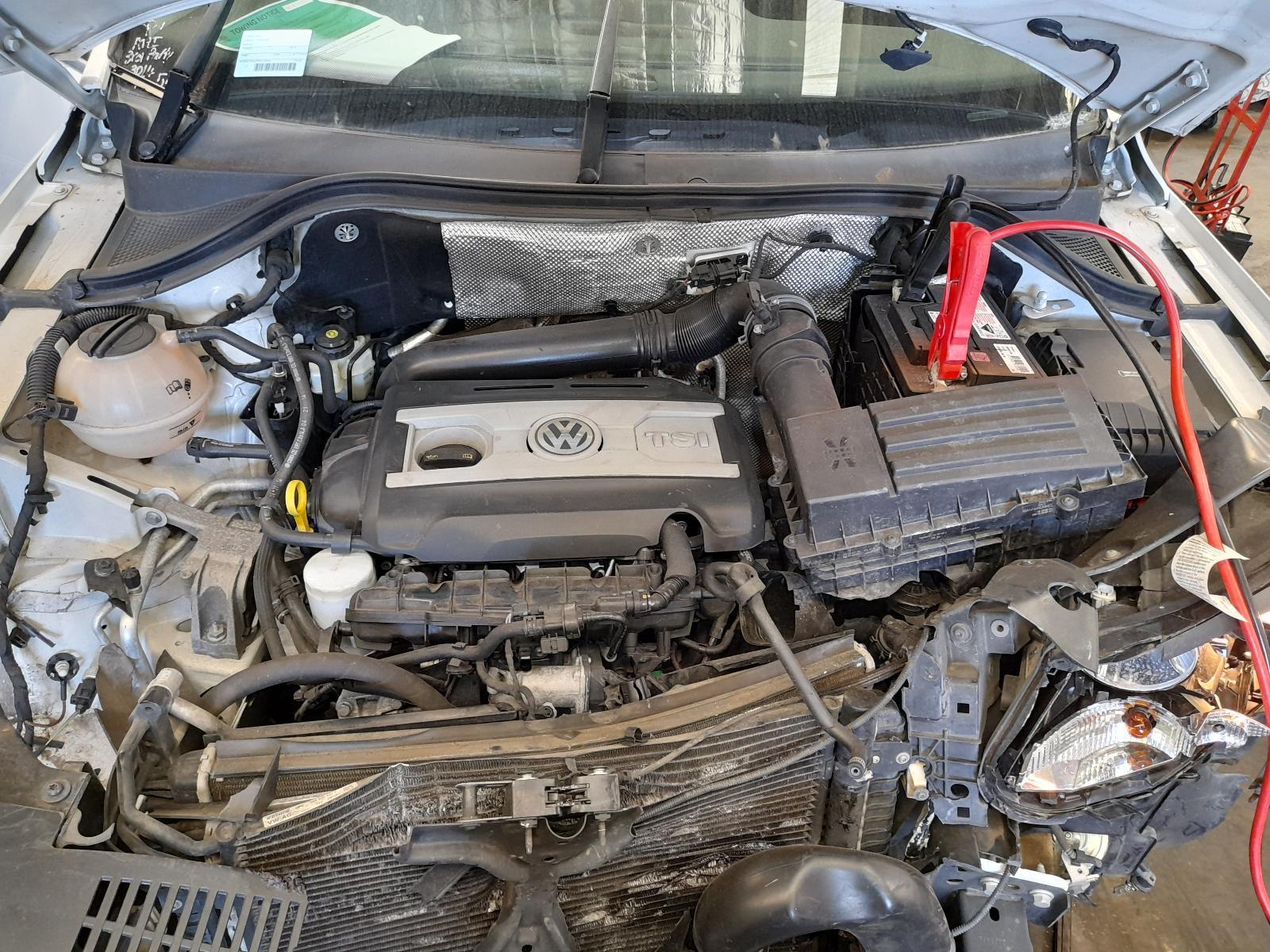View Auto part Engine Volkswagen Tiguan 2014