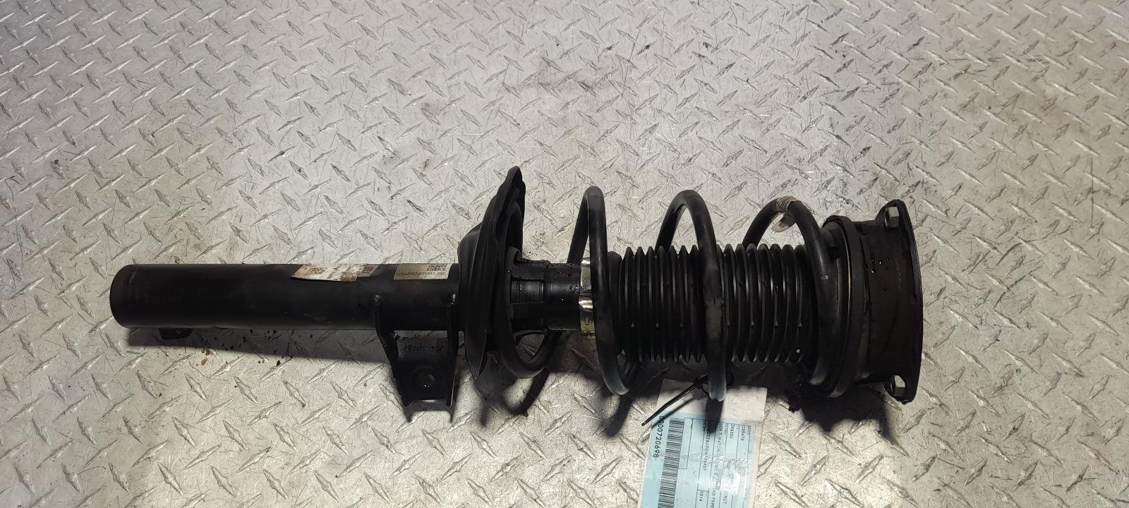 View Auto part Right Front Strut Volkswagen Golf 2014