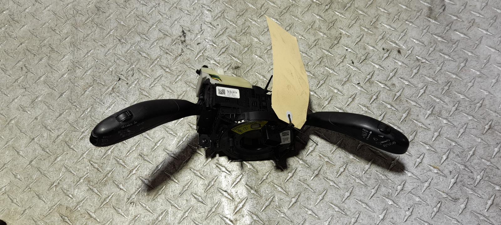 View Auto part Airbag Module/Sensor Volkswagen Transporter 2017