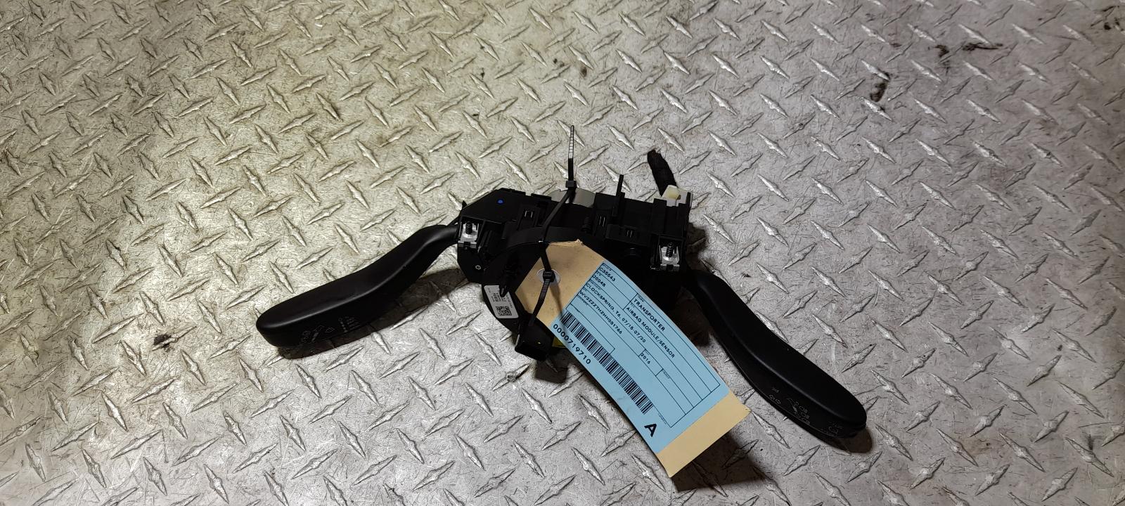 View Auto part Airbag Module/Sensor Volkswagen Transporter 2016