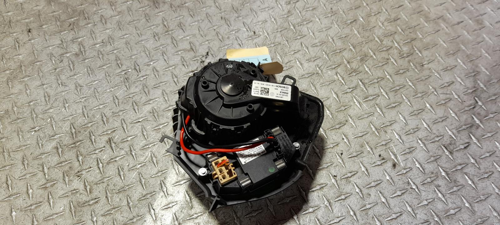 View Auto part Heater Fan Motor Volkswagen Transporter 2016