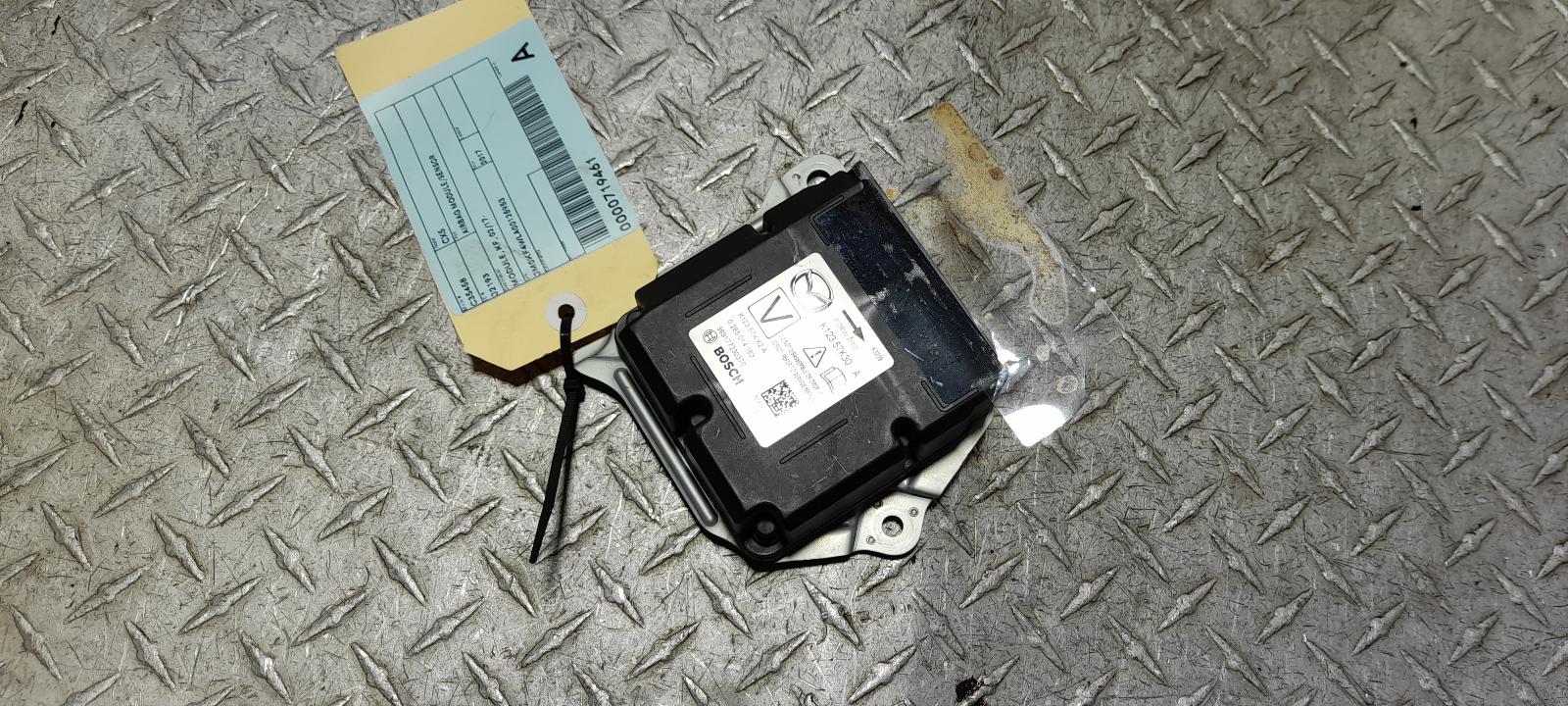 View Auto part Airbag Module/Sensor Mazda Cx5 2017