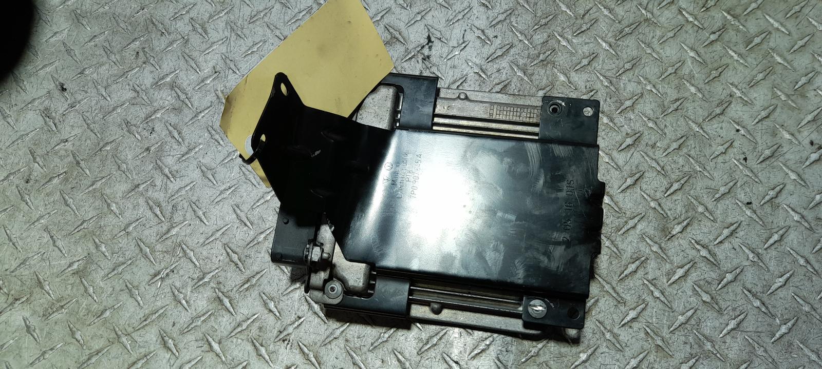 View Auto part Ecu Volkswagen Touareg 2016