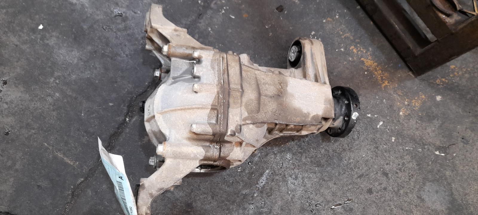 View Auto part Differential Centre Jeep Grandcherokee 2018