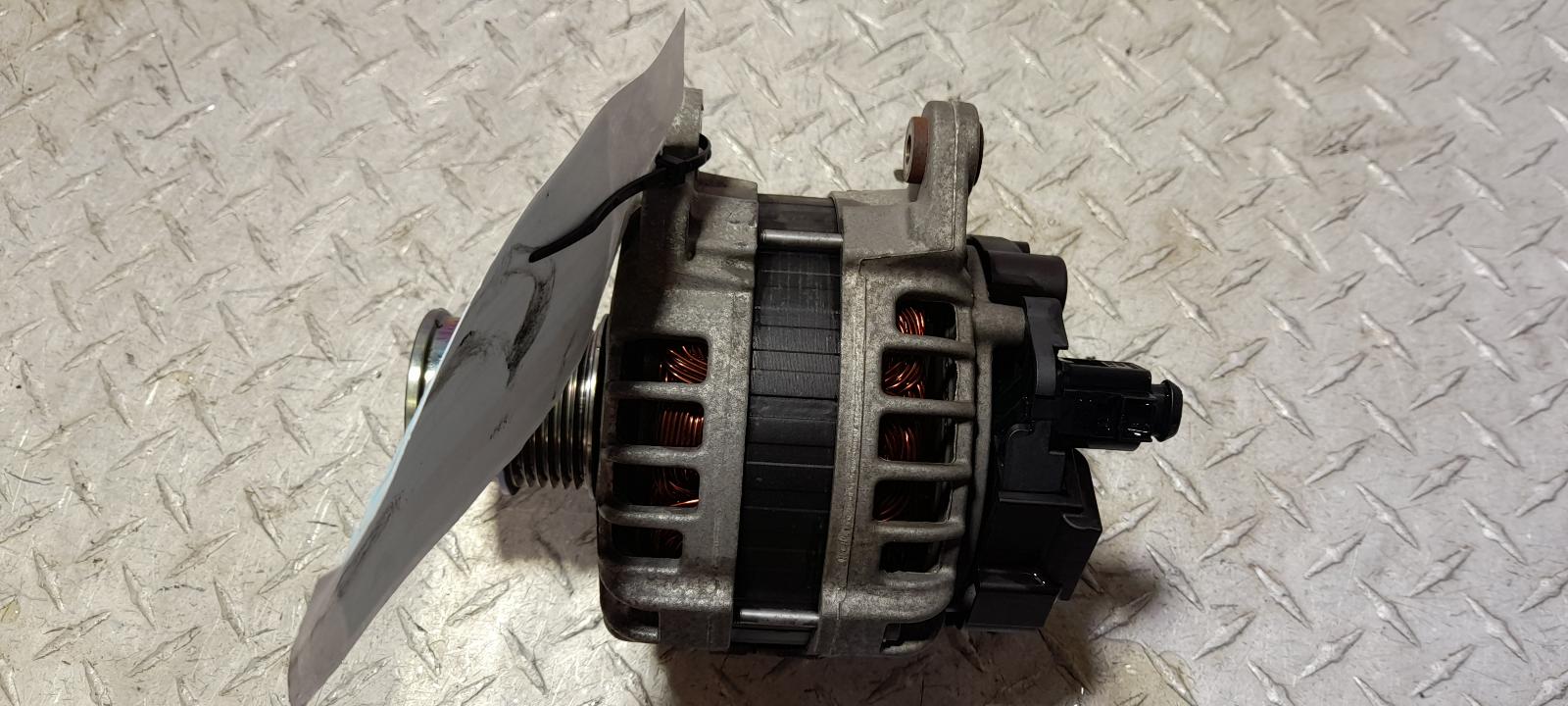 View Auto part Alternator Skoda Fabia 2015