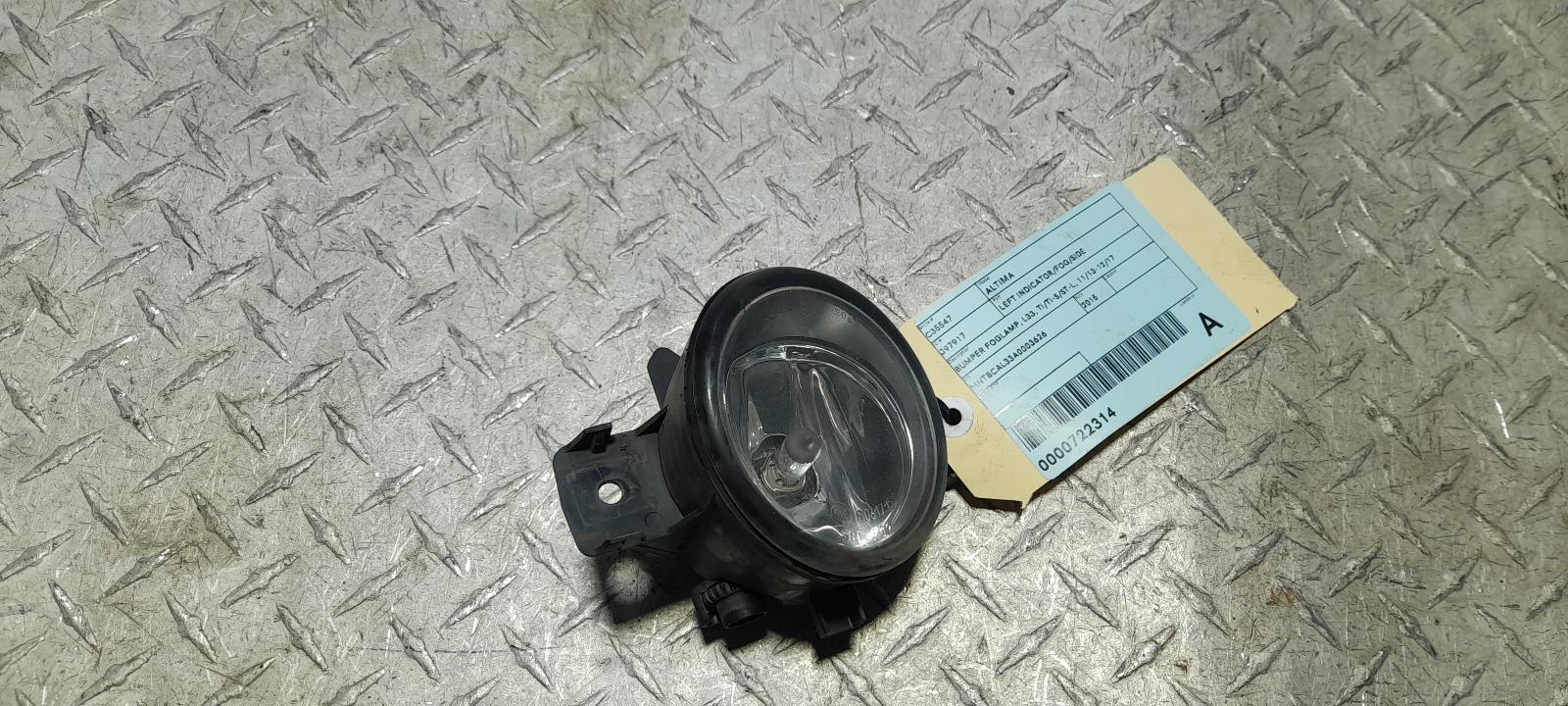 View Auto part Left Indicator/Fog/Side Nissan Altima 2015