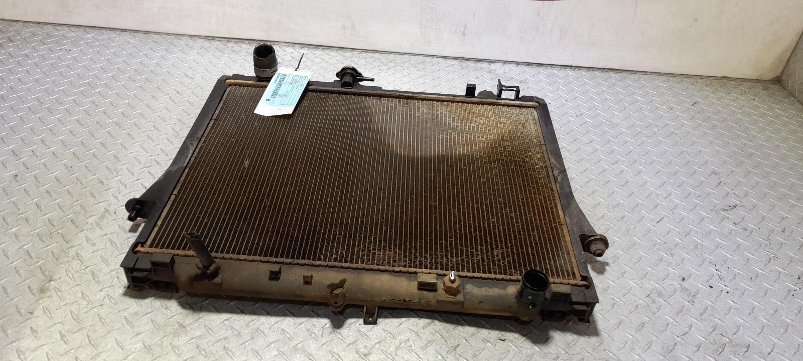 View Auto part Radiator Isuzu Dmax 2016