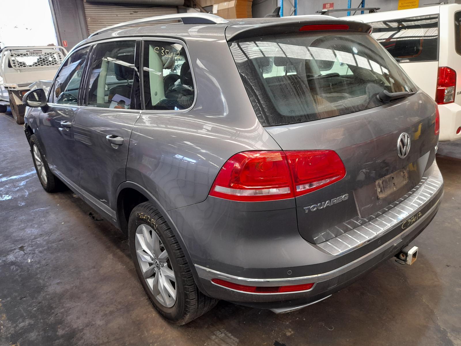 View Auto part Trans/Gearbox Volkswagen Touareg 2015