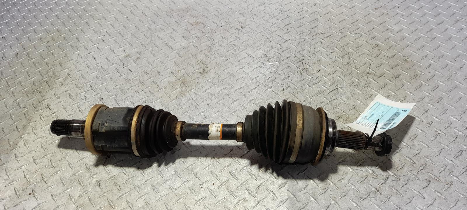 View Auto part Left Driveshaft Toyota Hilux 2021