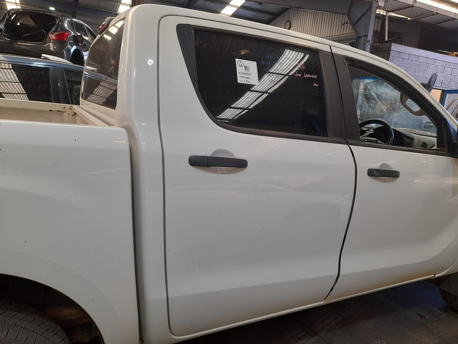 View Auto part Right Rear Door Sliding Mazda Bt50 2016