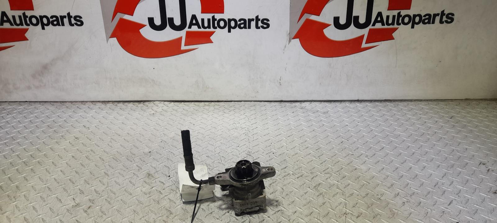 View Auto part Steering Pump Toyota Hilux 2013