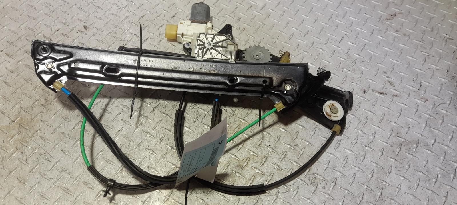 View Auto part Right Front Window Reg/Motor Bmw 4 Series 2013
