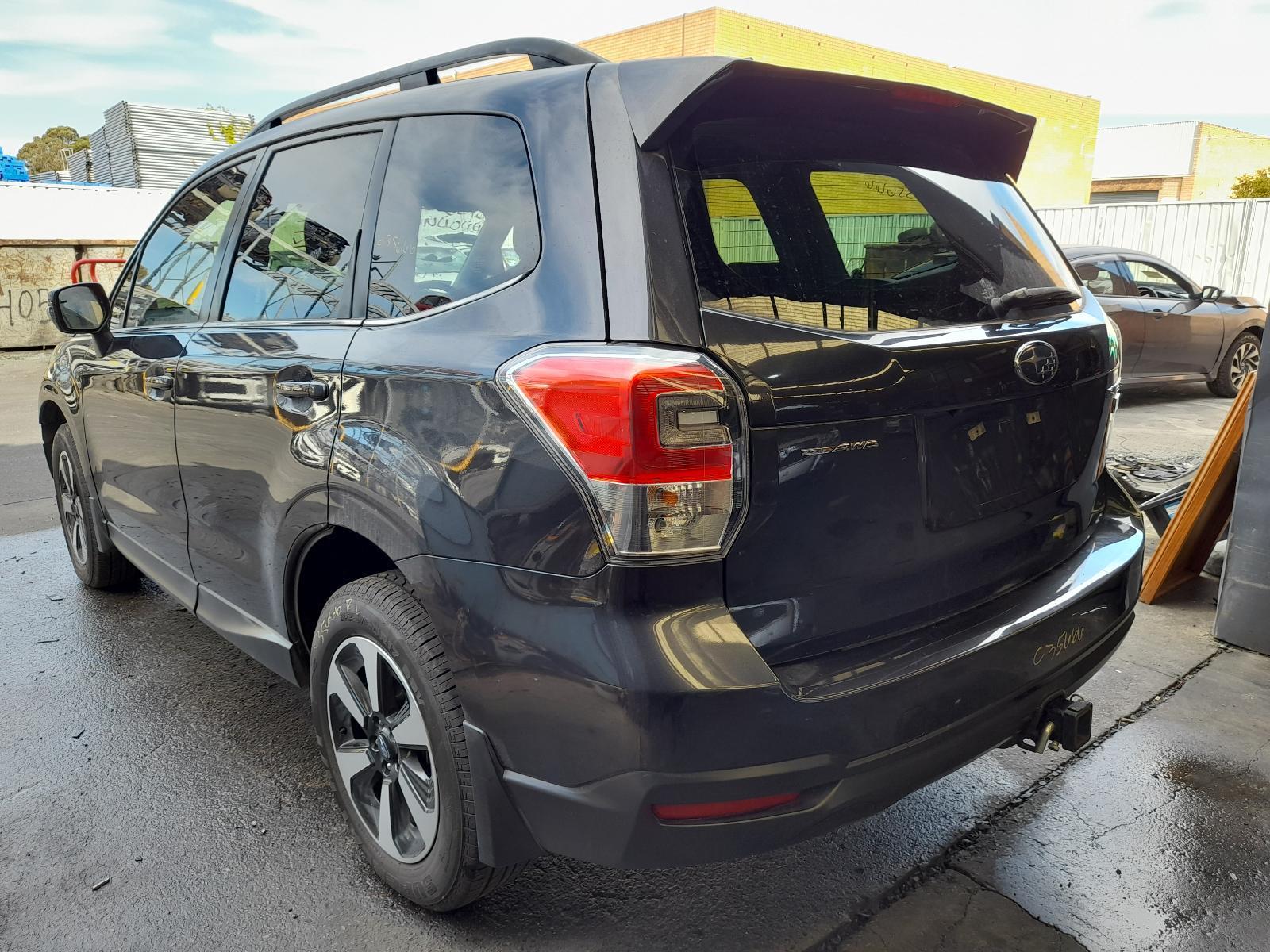 View Auto part Trans/Gearbox Subaru Forester 2016