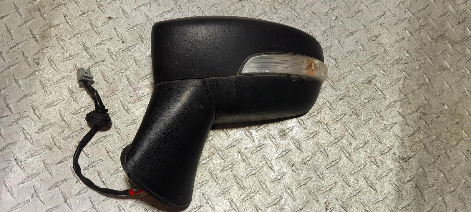View Auto part Left Door Mirror Ford Ecosport 2017