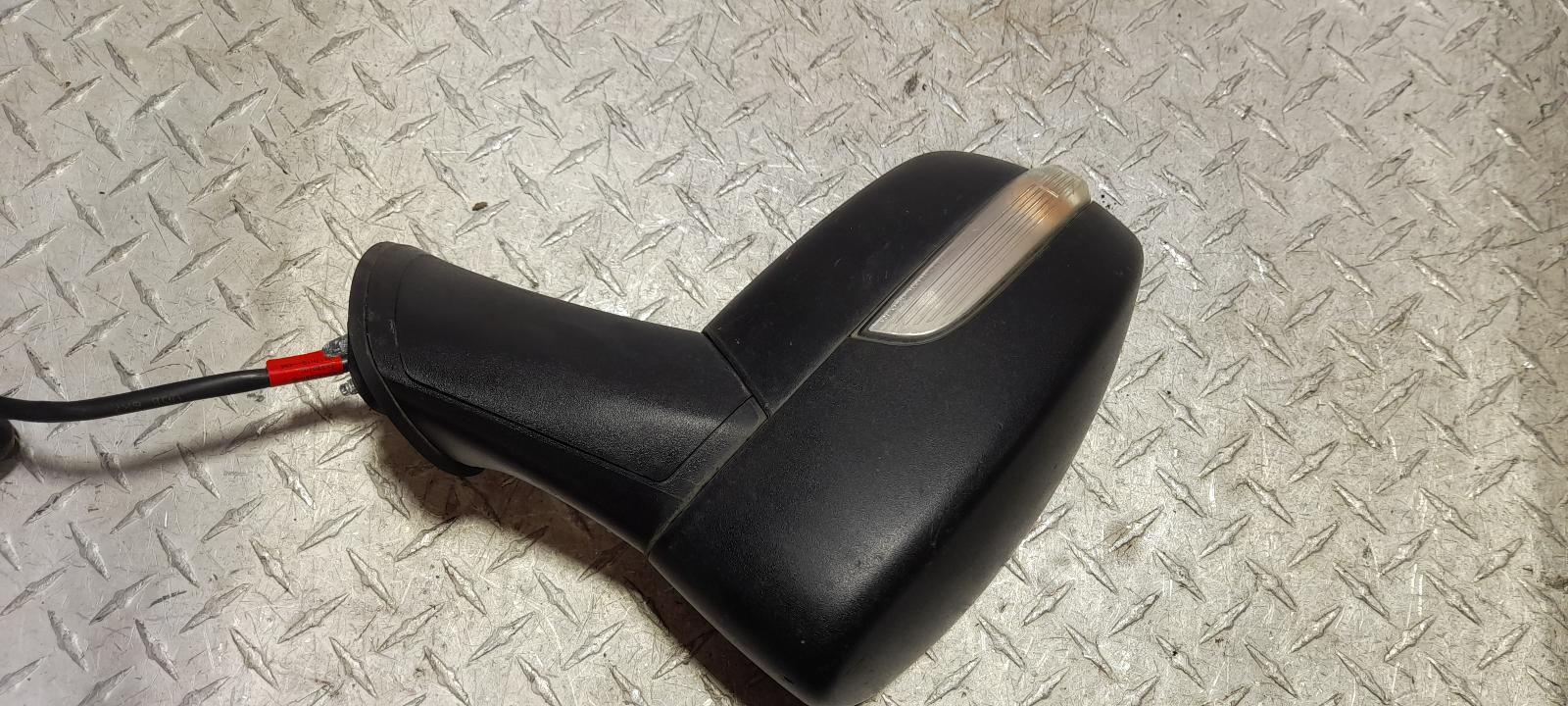 View Auto part Right Door Mirror Ford Ecosport 2017