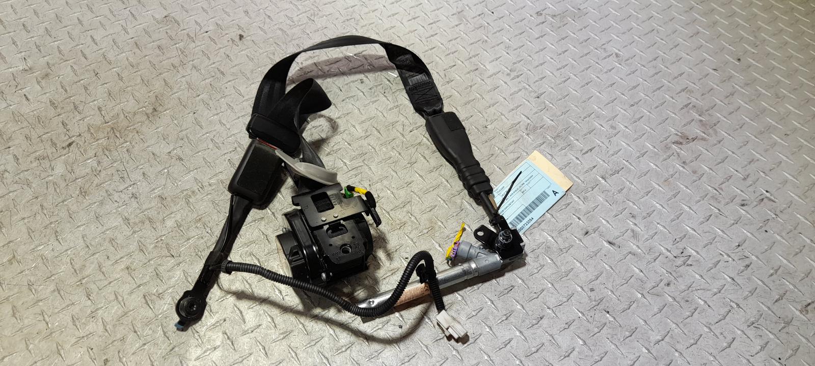View Auto part Seatbelt/Stalk Hyundai Tucson 2016