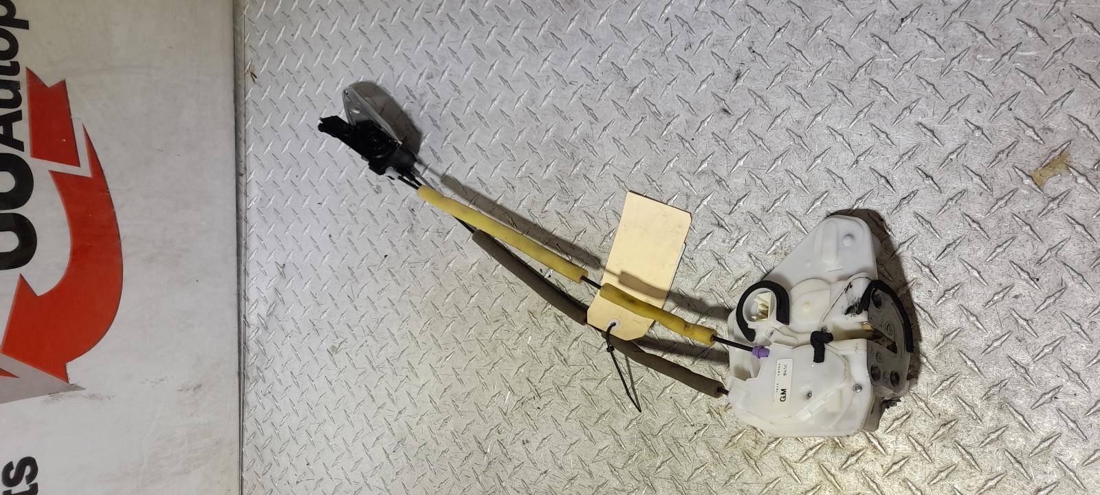View Auto part Door/Boot/Gate Lock Mazda 3 2017