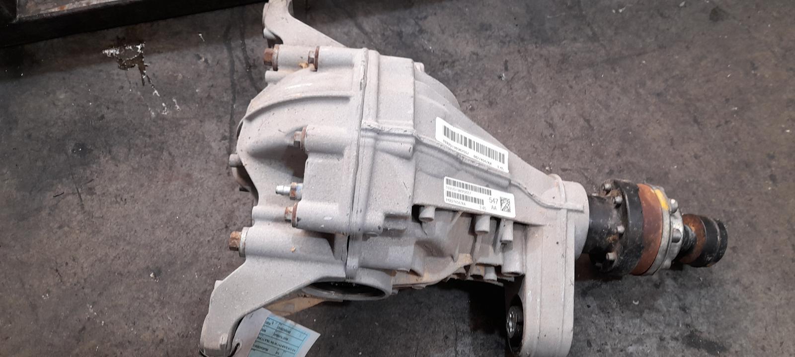 View Auto part Differential Centre Jeep Grandcherokee 2015