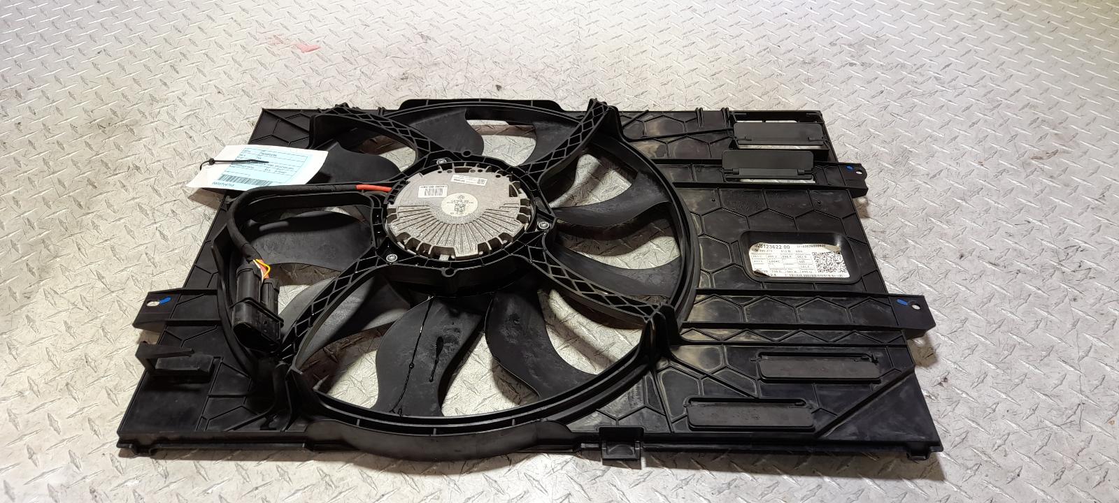 View Auto part Fan Volkswagen Transporter 2018
