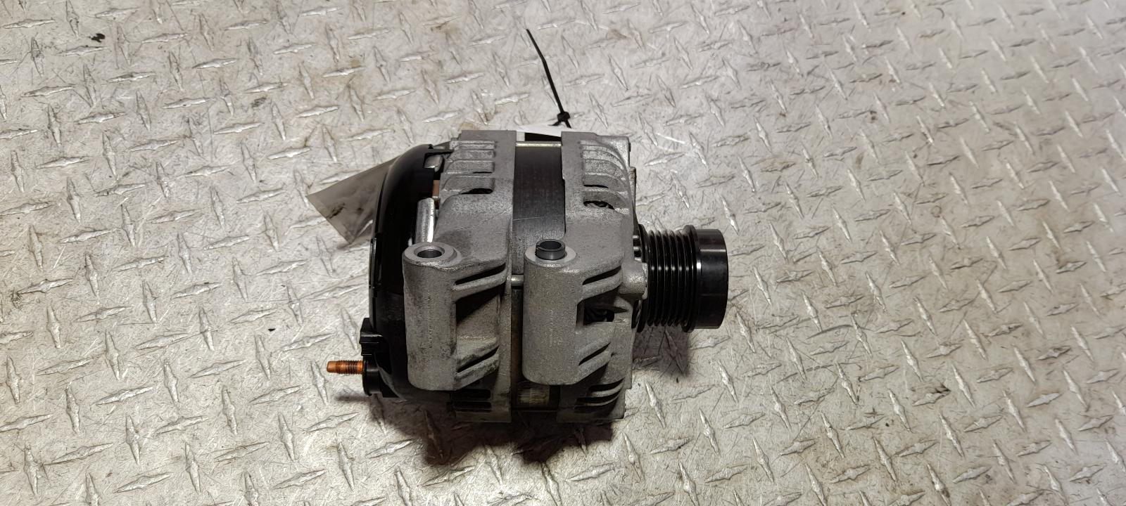 View Auto part Alternator Jeep Grandcherokee 2016