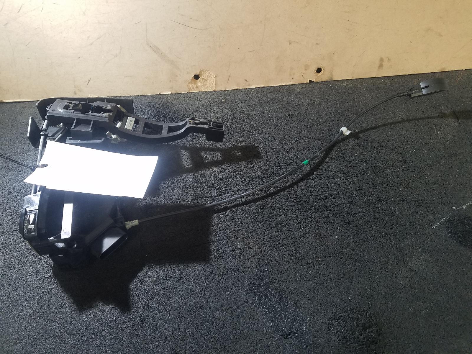 View Auto part Door/Boot/Gate Lock Mazda Bt50 2013