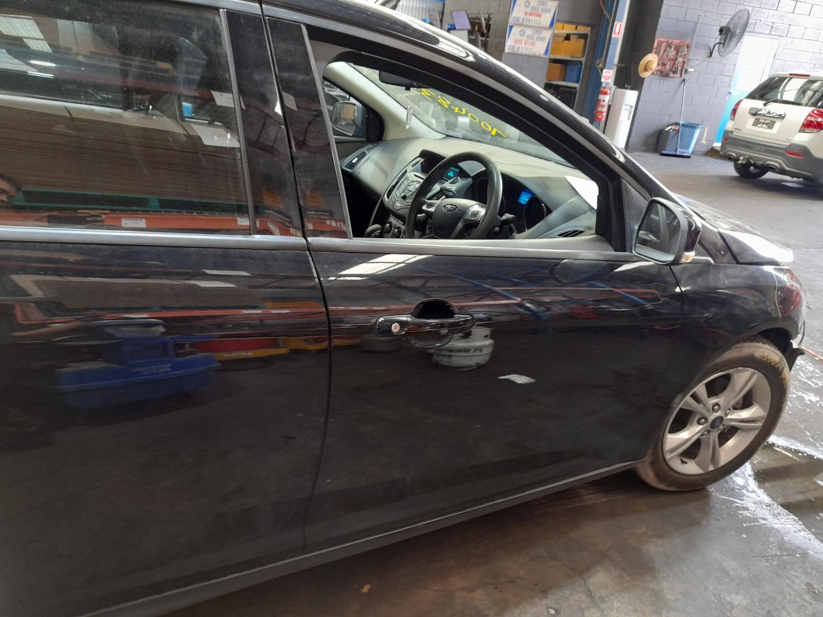 View Auto part Right Front Door Ford Focus 2014