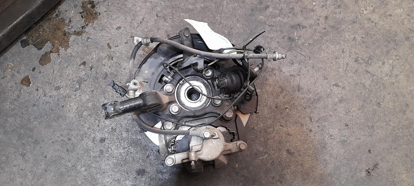 View Auto part Right Front Hub Assembly Toyota Rav4 2017