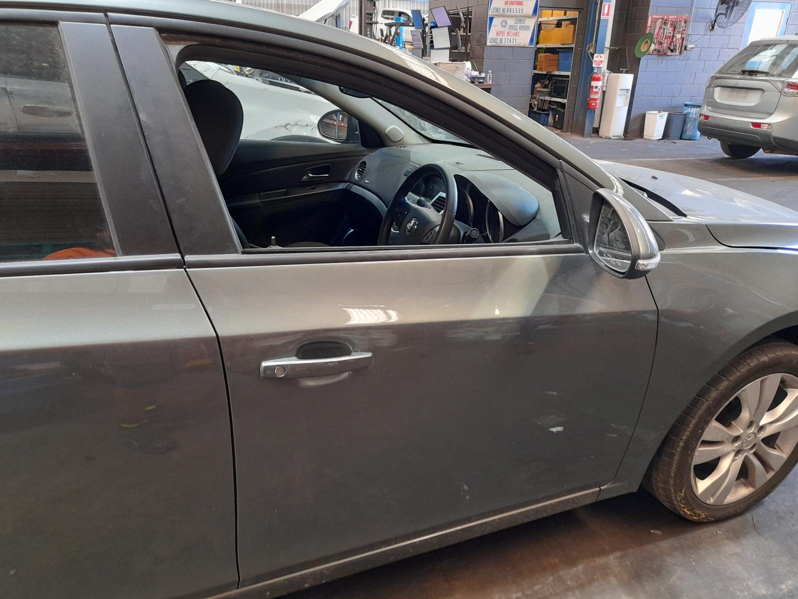 View Auto part Right Front Door Holden Cruze 2015