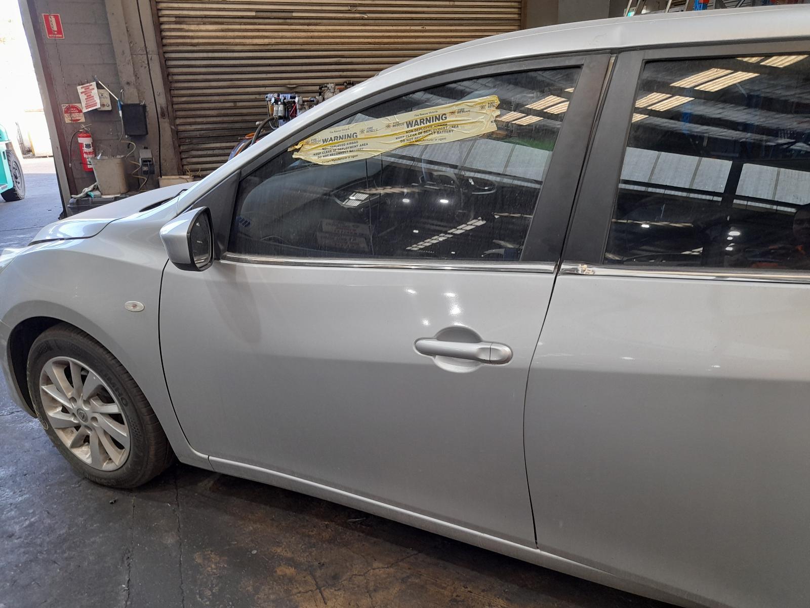 View Auto part Left Front Door Nissan Pulsar 2013
