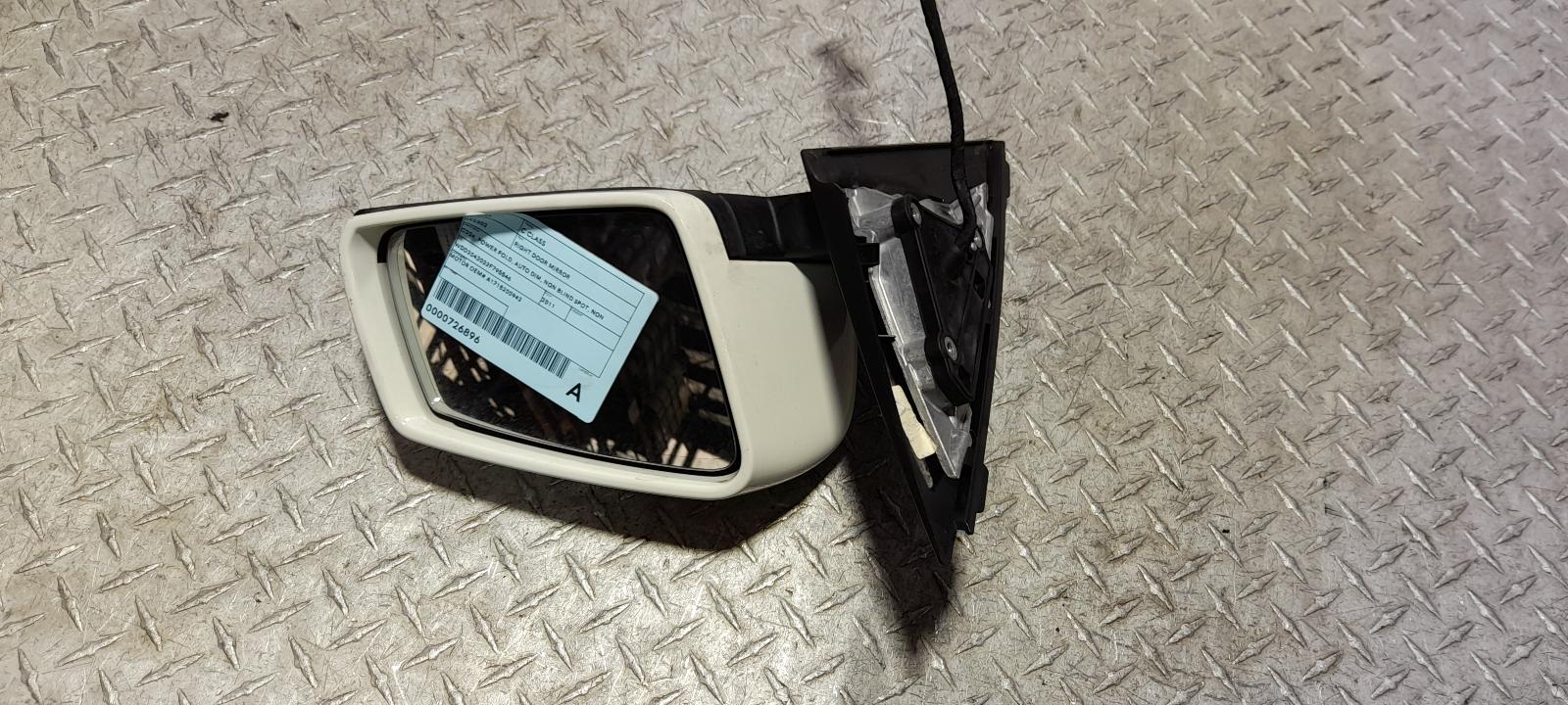 View Auto part Right Door Mirror Mercedes C Class 2011