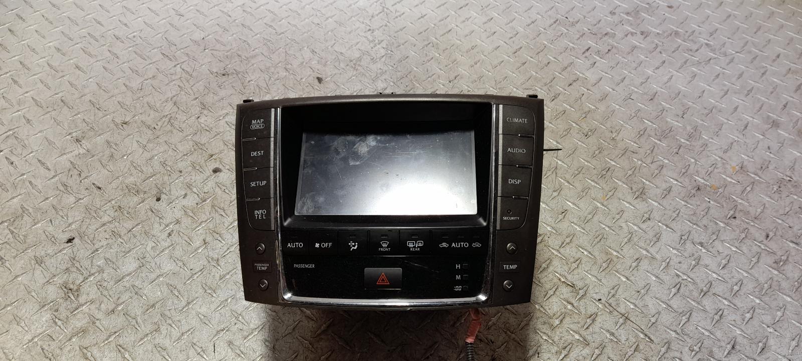 View Auto part Radio/Cd/Dvd/Sat/Tv Lexus Is250/is250c 2011