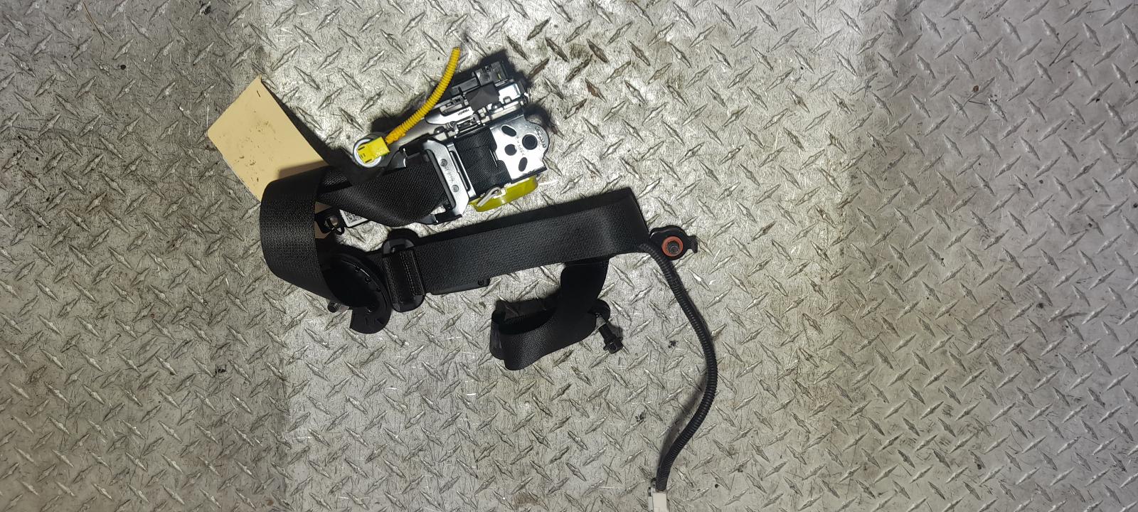 View Auto part Seatbelt/Stalk Hyundai I30 2019